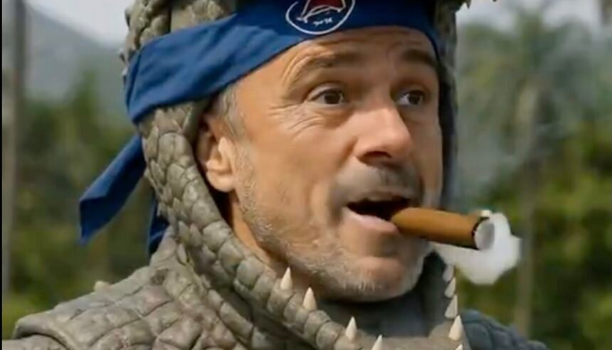 Luis Enrique en Hannibal dans l'agence Tous Risques