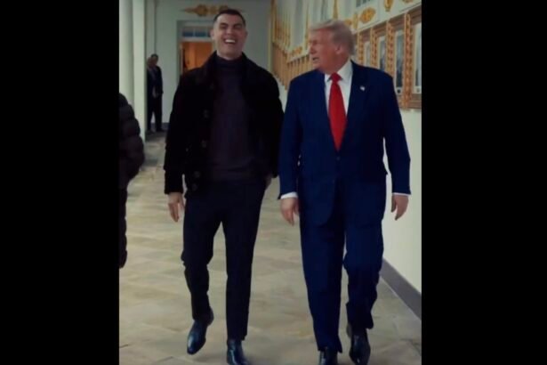 "2 GOATS": Trump rigole avec CR7, le malaise